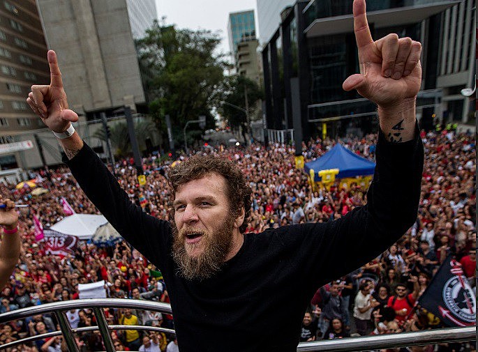 Cantor Otto se apresenta na segunda edição do Festival Lula Livre