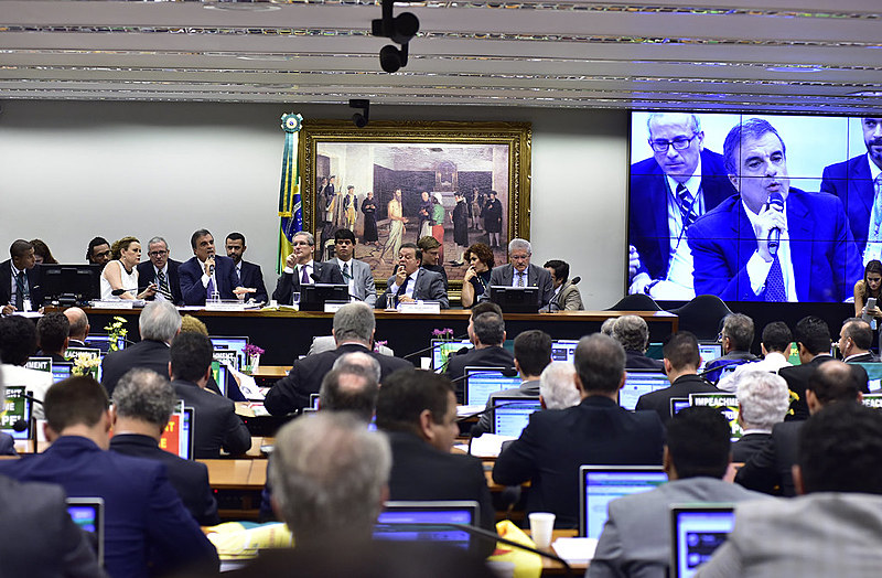 Comissão especial de impeachment na votação dessa segunda-feira (11)
