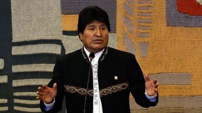Evo Morales renunciou após pressão das Forças Armadas na Bolívia