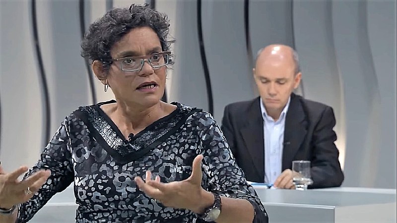Jacqueline Muniz participa do programa Voz Ativa, da Rede Minas de Televisão, em 2018