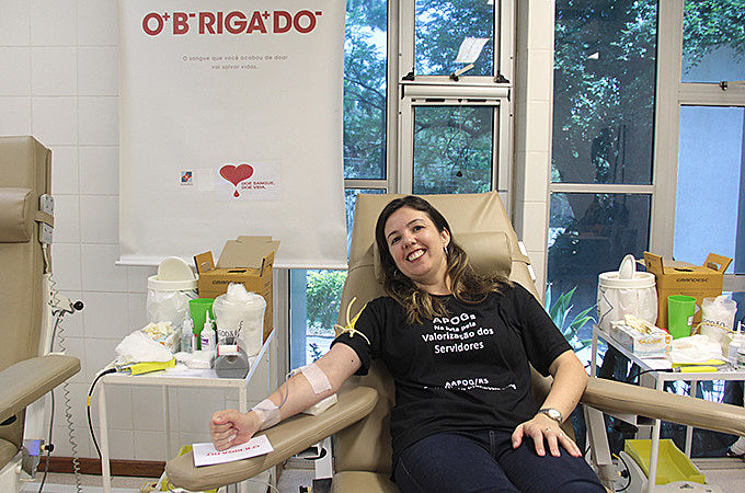 Para Daiane, uma das servidoras que doou sangue, a ação fortalece o movimento
