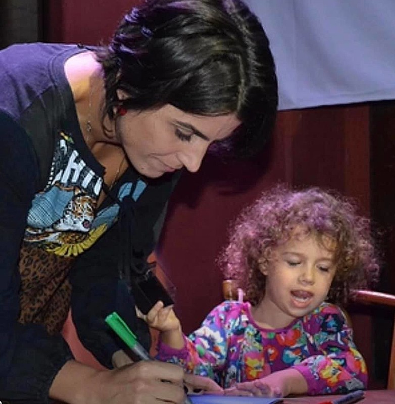 Manuela D'ávila e Laura, sua filha