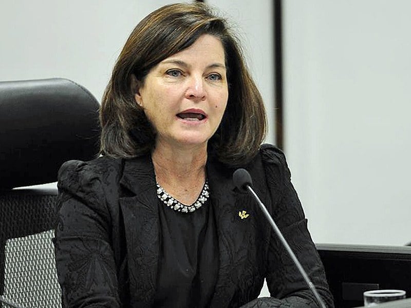 Subprocuradora da República Raquel Dodge, durante debate com candidatos à PGR