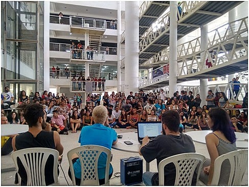 Centros Acadêmicos - CA’s, professores e movimentos sociais estiveram presentes na Assembléia da UEPB