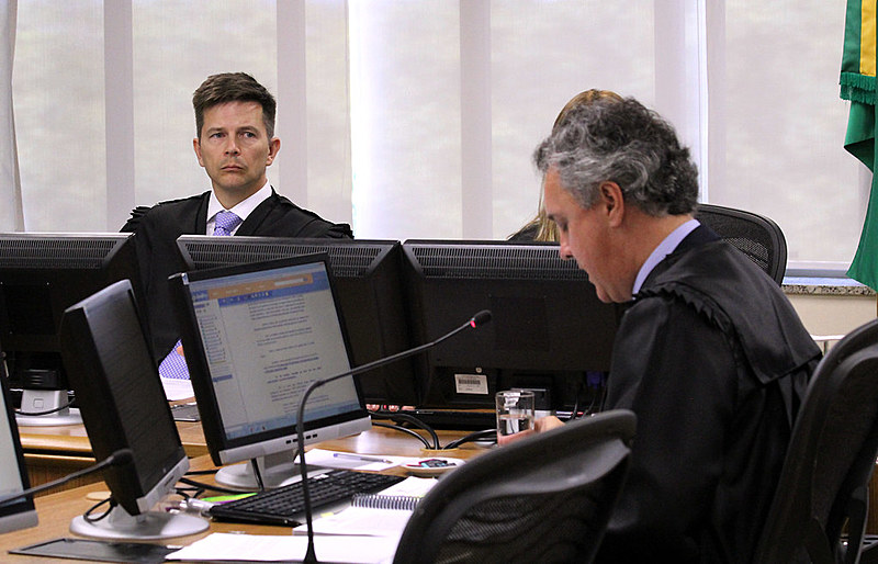 Julgamento de recursos da Lava Jato na 8ª Turma do TRF4.