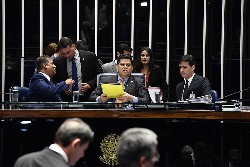 O advogado critica o acordo feito por deputados de esquerda, ainda na Câmara, para aprovar o projeto