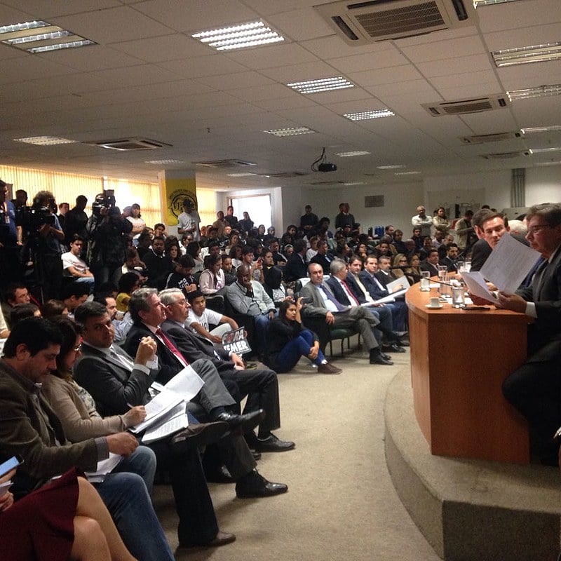 Auditório lotado: CPI ocorre como resposta às manifestações populares e do movimento estudantil