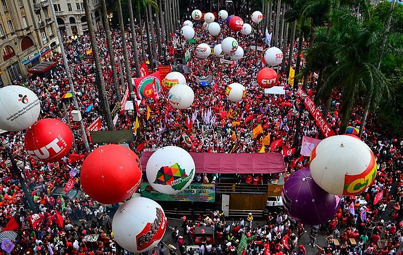 Em São Paulo (SP), Praça da Sé será palco de ato político a partir das 17h desta terça (20)