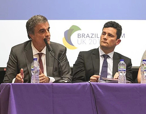 Ex ministro José Eduardo Cardozo y juez Sergio Moro divergieron, en 2015, sobre la necesidad de suspensión de contratos de la Petrobras