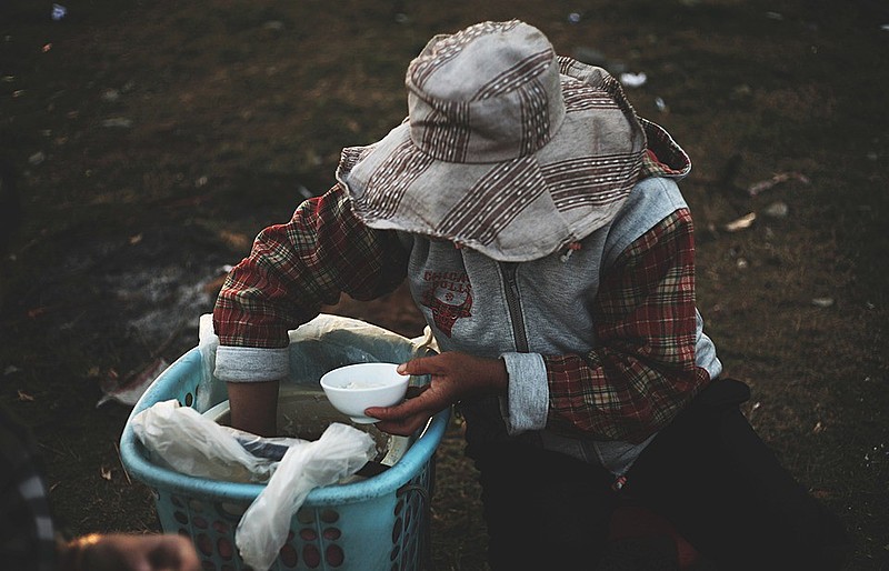 Classes mais pobres gastam cerca de 23% do orçamento com alimentos, segundo IPEA