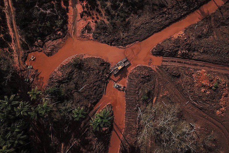 Rompimento da barragem em Brumadinho matou o Rio Paraopeba e impactou comunidades e áreas de conservação