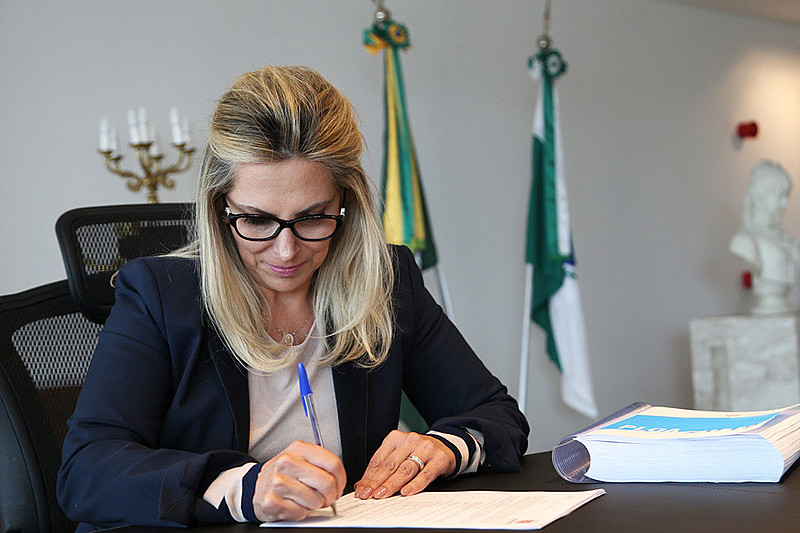 A governadora Cida Borghetti (PP) quer implementar a hora-atividade home office para professores.