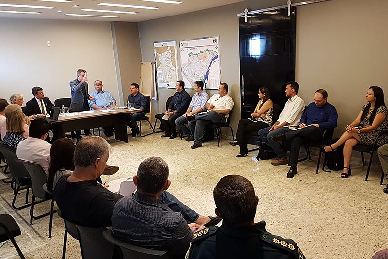 Denarium fez reuniões durante o fim de semana para definir as prioridades que serão apresentadas a Temer