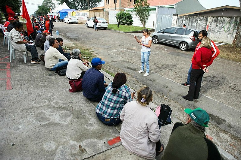 Recém chegados, grupo ofertou uma oficina sobre a organização de comitês da resistência