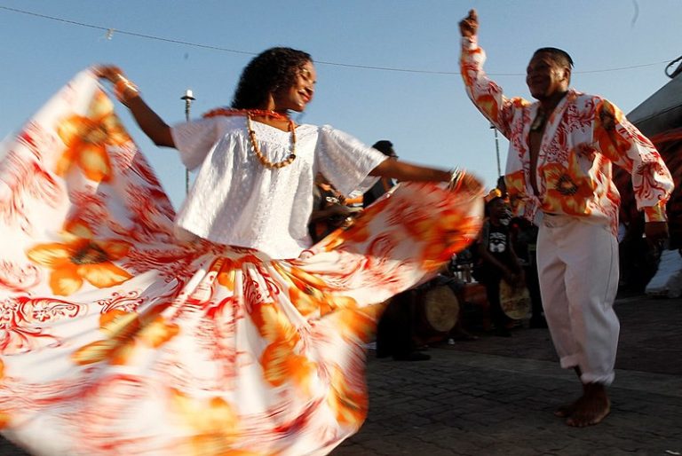 Carimbó, manifestação cultural que retrata a identidade do povo paraense