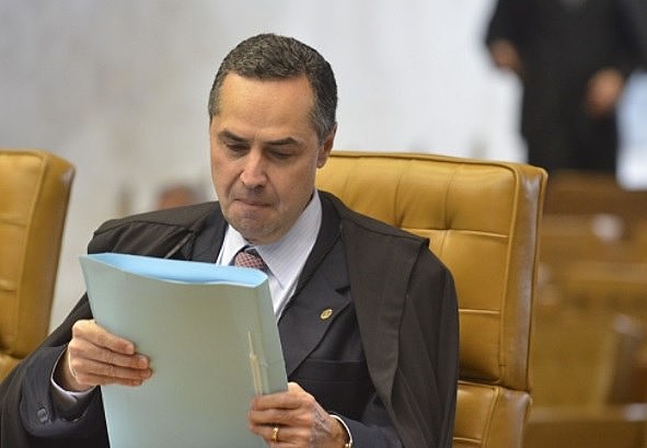 Ao devolver os autos, volta ao STF a discussão que pode garantir as regras a serem definidas daqui por diante