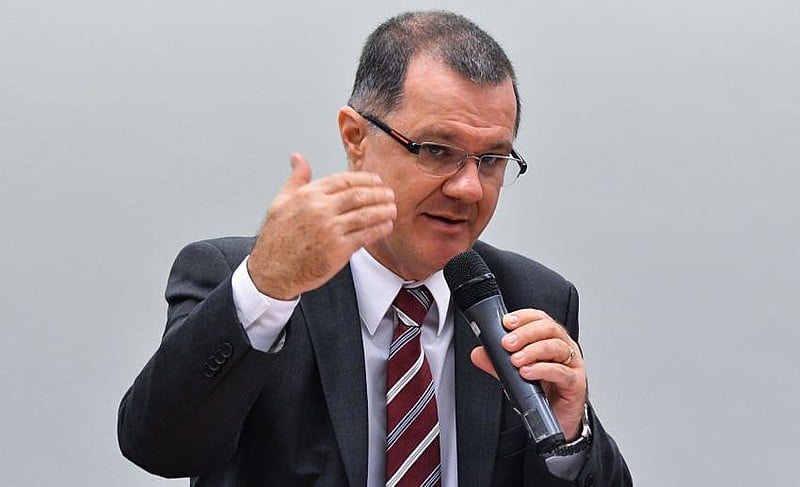 Reforma fiscal é solução para a Previdência, afirma Carlos Gabas