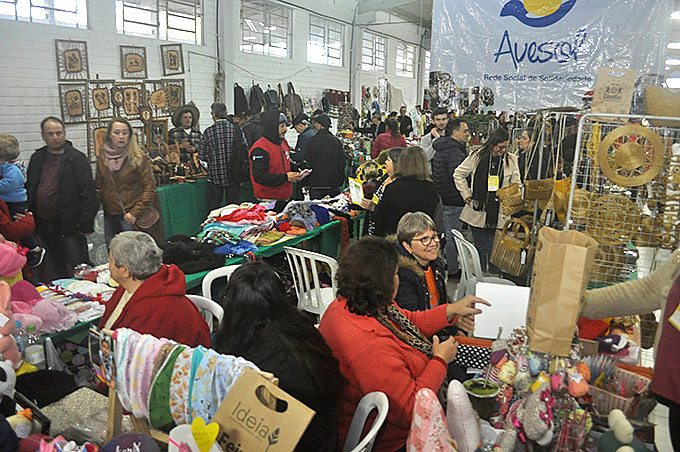Feira recebeu expositores do país e do exterior