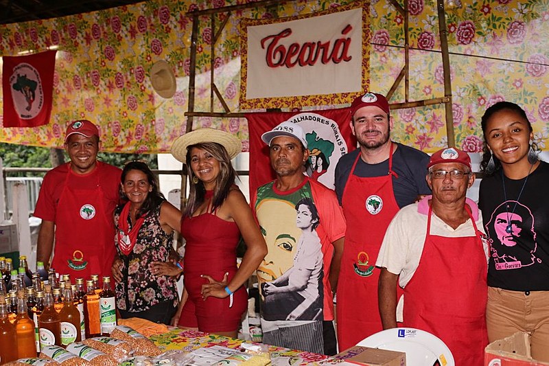 Delegação do Ceará na Feira Nacional da Reforma Agrária