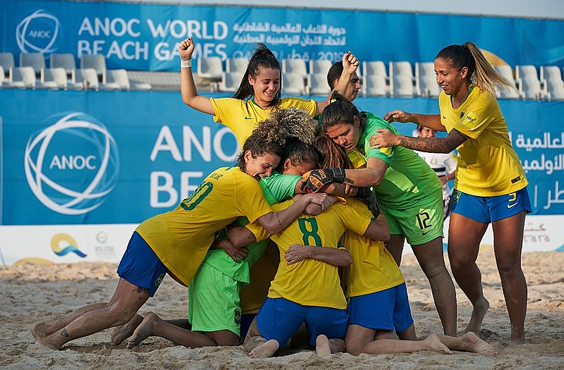 Comandadas pelo técnico Fabrício Santos, as 10 mulheres superaram Cabo Verde e México, perderam da Espanha (campeã) e Inglaterra (vice).