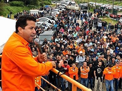 Ato em solidariedade aos trabalhadores da FAFEN em diversas unidades do Sistema Petrobras