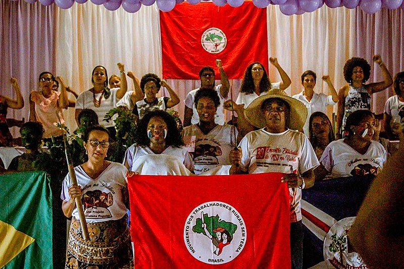 No mês de março, as Mulheres Sem Terra realizam uma jornada contra as privatizações, em defesa do Rio São Francisco e da CHESF.
