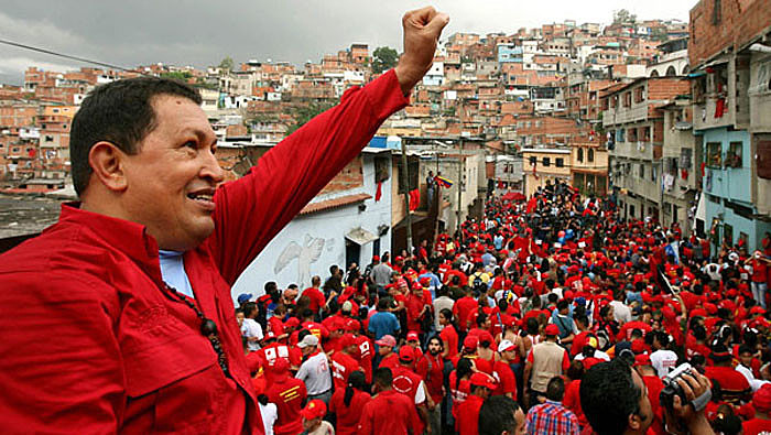 Hugo Chávez resgatou ideais do libertador Simon Bolívar durante o processo da revolução bolivariana, no final dos 1990