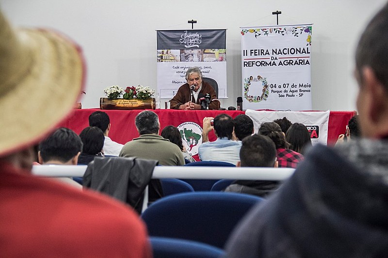 Ex-presidente do Uruguai José Mujica participa de roda de conversa com jornalistas na II Feira Nacional da Reforma Agrária
