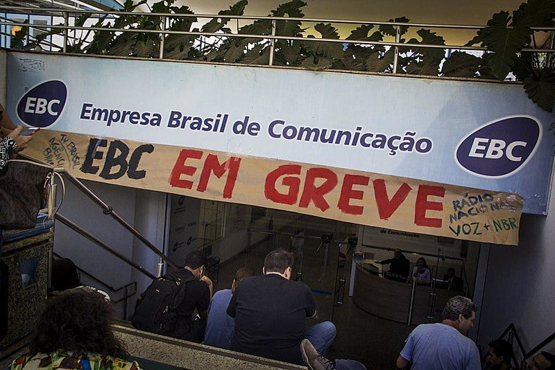Greve de trabalhadores da EBC após medidas implantadas por Michel Temer (MDB)