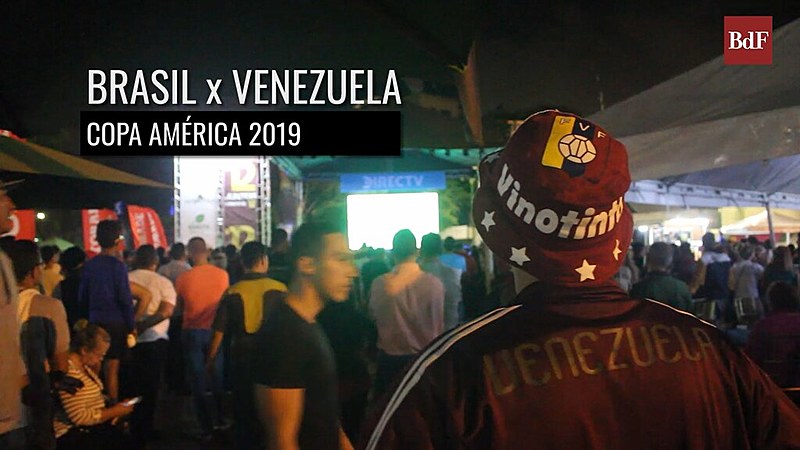 Torcedores venezuelanos celebram momento de união para apoiar a seleção Vinho Tinto na Copa América