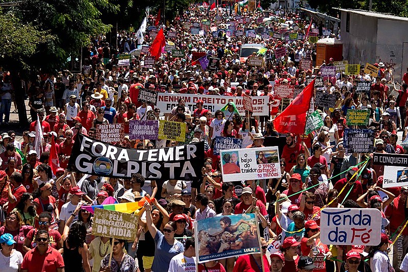 Ao longo de toda a Marcha a palavra de ordem “Fora Temer” foi unânime e ressoou nas ruas da capital.