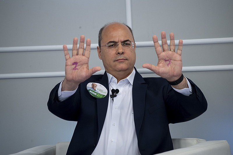 Ao dar carta branca para matar, o governador recém-eleito também desconsidera as situações de estresse às quais os policiais são expostos