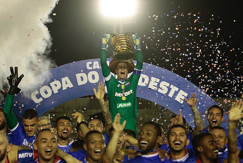 Fortaleza vive um bom momento após levantar a taça da Série B do Brasileirão e do estadual deste ano