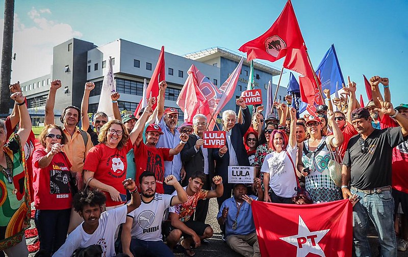 Okamotto e Chinaglia visitaram o ex-presidente Lula nesta quinta (6), em Curitiba (PR)