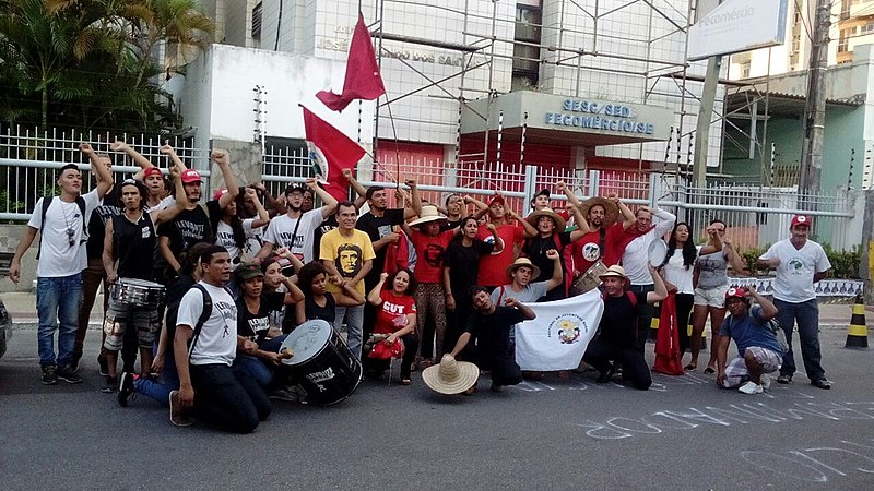 Os jovens se encontram no Nordeste, primeira região a receber a caravana