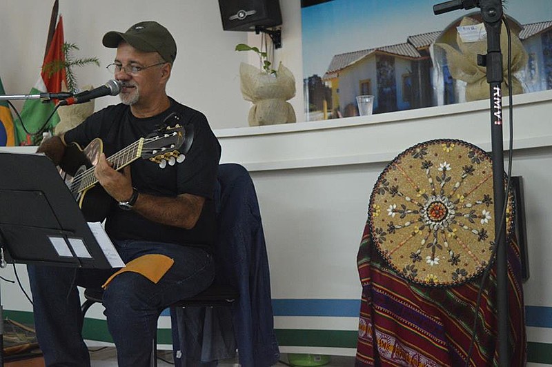 Cantor e compositor retrata em suas obras a vida e as reivindicações dos trabalhadores