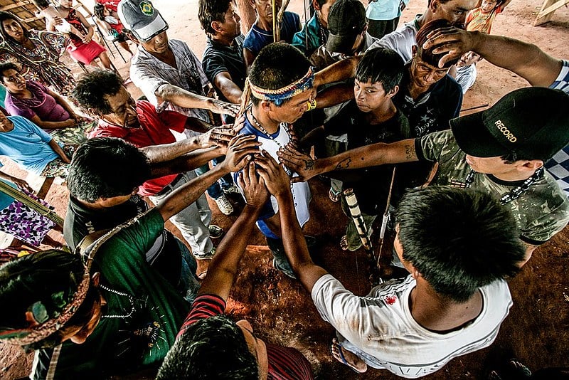 Indígenas afirmam que a região, banhada pelo Rio Paraná, na fronteira com Salto del Guayrá (Paraguai) é terra de seus antepassados