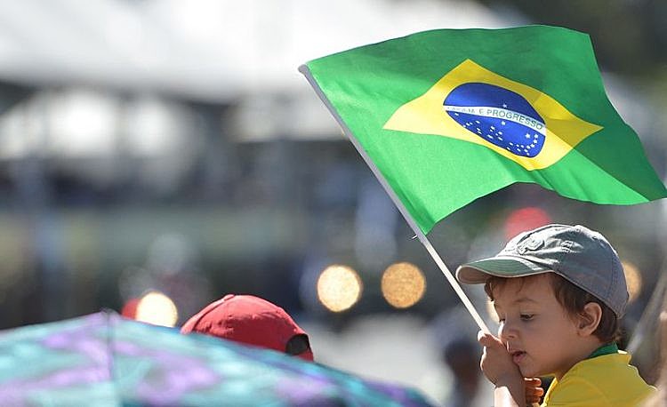 No banco da bicicleta, eu sentei e chorei