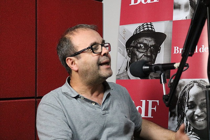 Sérgio Amadeu fala à equipe da Rádio Brasil de Fato sobre internet e fake news