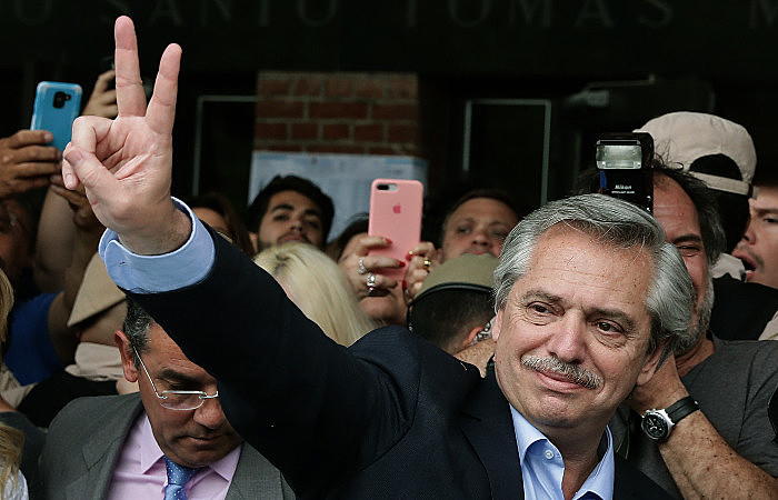 Para Juan Grabois, governo de Fernández começará mandato com acertos na política internacional, com propostas de integração latino-americana