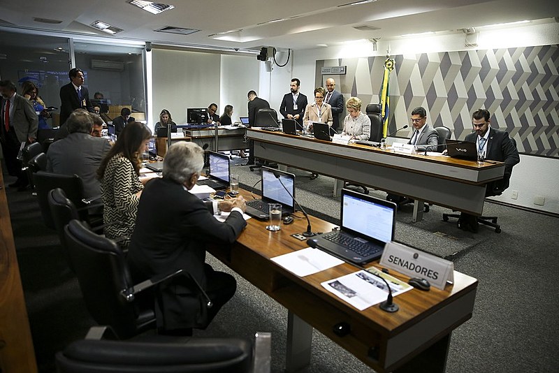 Leitura do relatório sobre o PLC 38/2017 na Comissão de Assuntos Sociais do Senado no último dia 13