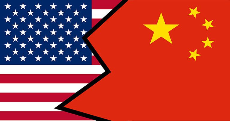 China e EUA devem voltar à mesa de negociação após Trump impor sobretaxas