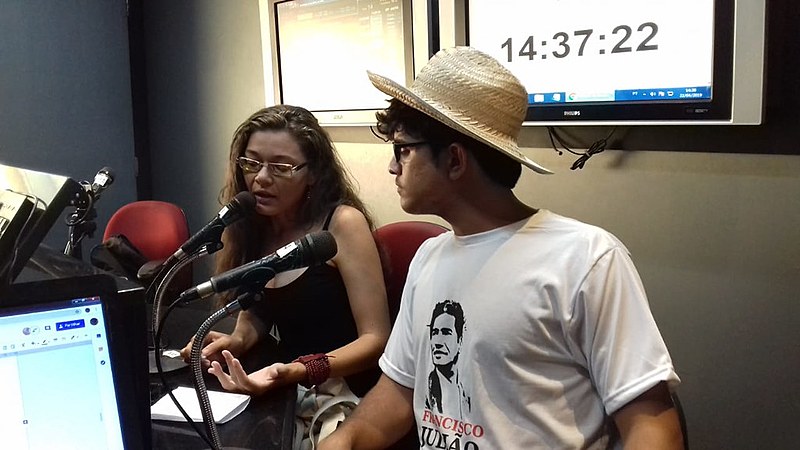 Na conversa, Vani e Dennis falaram sobre as principais pautas do MPA e sobre a Escola Nacional Camponesa da Memória, realizada em Olinda -PE