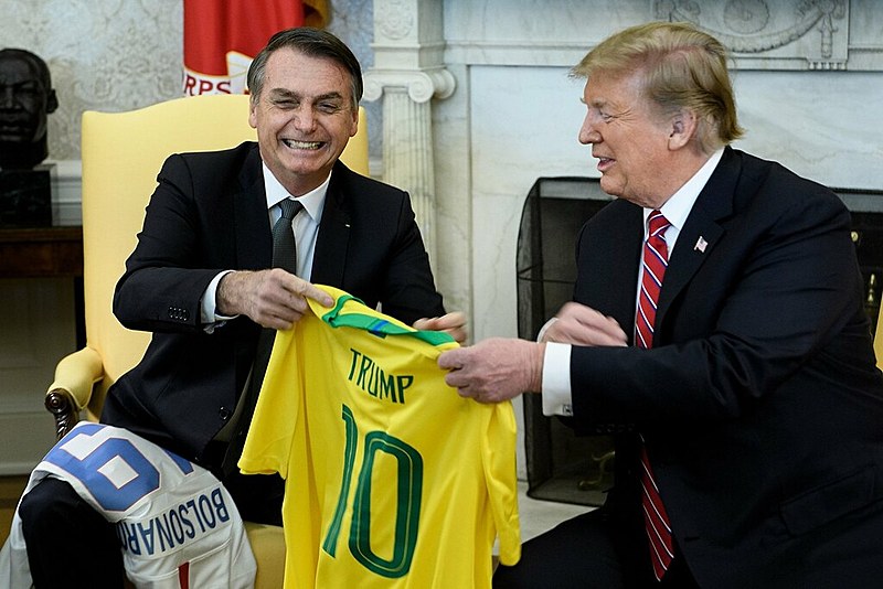 Jair Bolsonaro e Donald Trump são expoentes da onda neoconservadora mundial