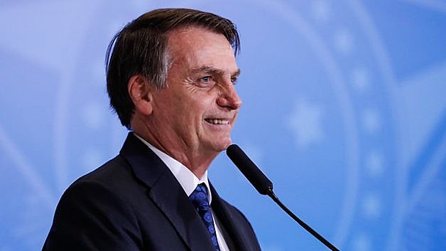 Jair Bolsonaro (PSL) justificou-se, no sábado, afirmando que declaração sobre governadores foi “uma crítica de 3 segundos”;