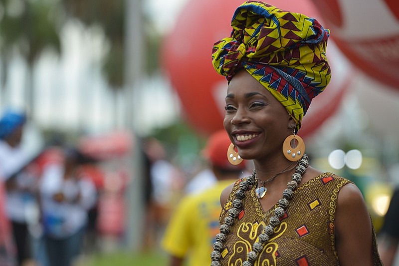 O turbante habitado por negras é diferente do turbante habitado por brancas