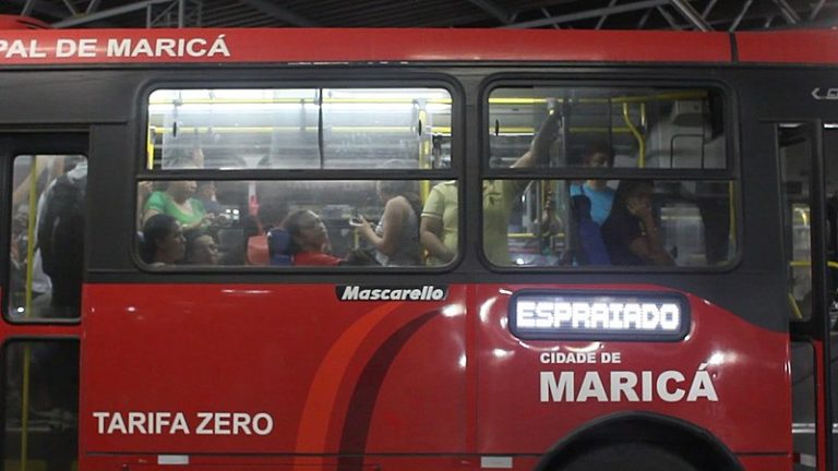 ‘Resposta ao colapso do transporte público’, tarifa zero nos ônibus entusiasma Lula (PT)