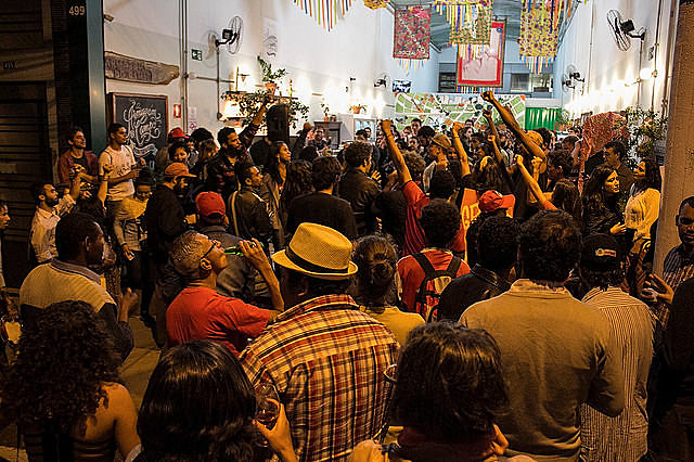 Roda de samba, bate papo, café da manhã e almoço com alimentos orgânicos estão entre a programação