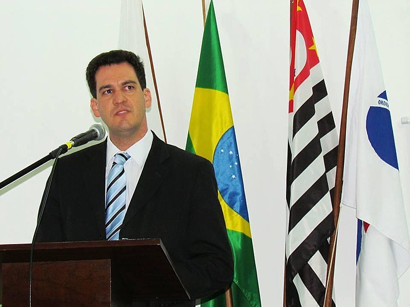 Ariel de Castro Alves é advogado e considera que não há elementos para a prisão dos irmãos