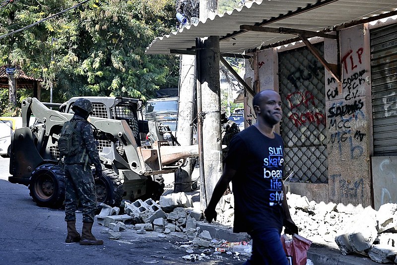 Operação do Comando Conjunto das forças de segurança no Complexo do Lins de Vasconcelos, no Rio de Janeiro